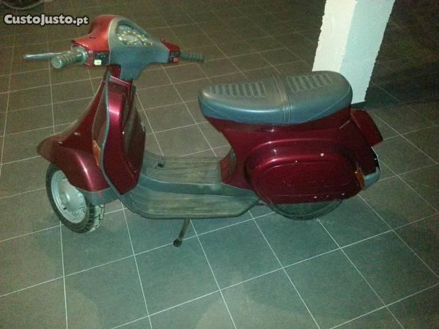 Vespa FL2