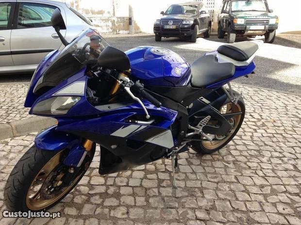 Yamaha R6 2009 como nova