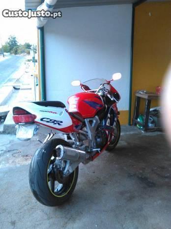 cbr 900rr em bom estado