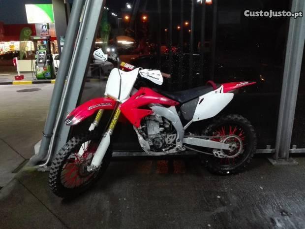 Crf 450 em excelente estado venha comprovar