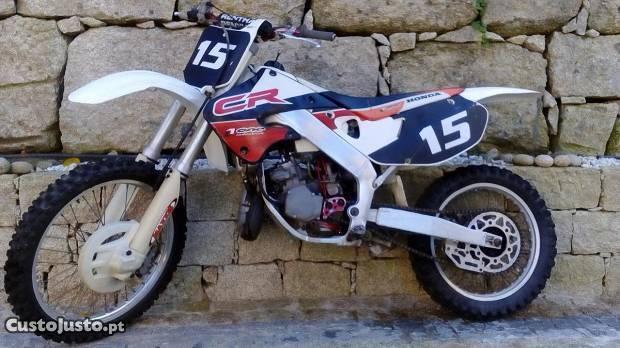 Honda cr 125 negociável