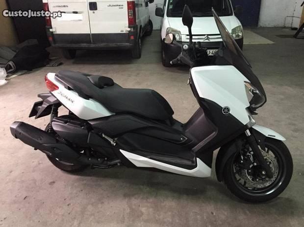 Yamaha Xmax400
