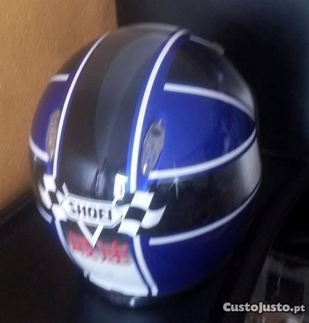 Capacete Shoei