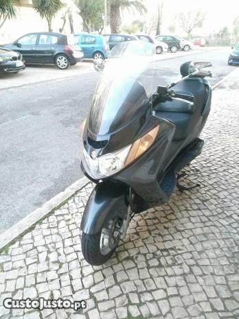 Suzuki Burgman 400 2005 ou troco