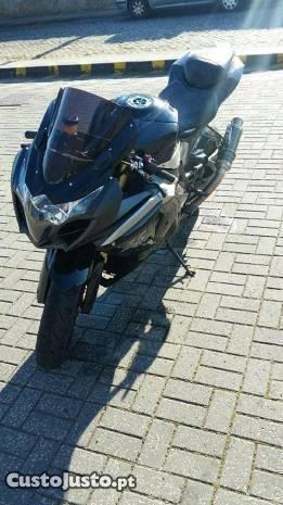 Suzuki gsxr 1000 k9