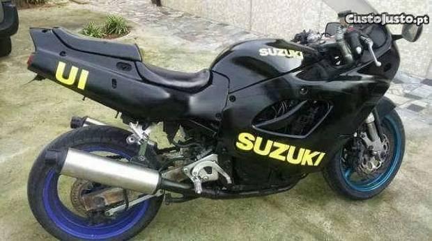 Suzuki gsx 750 f