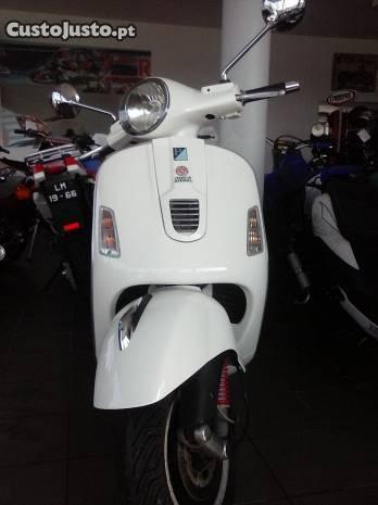 vespa gts 125 