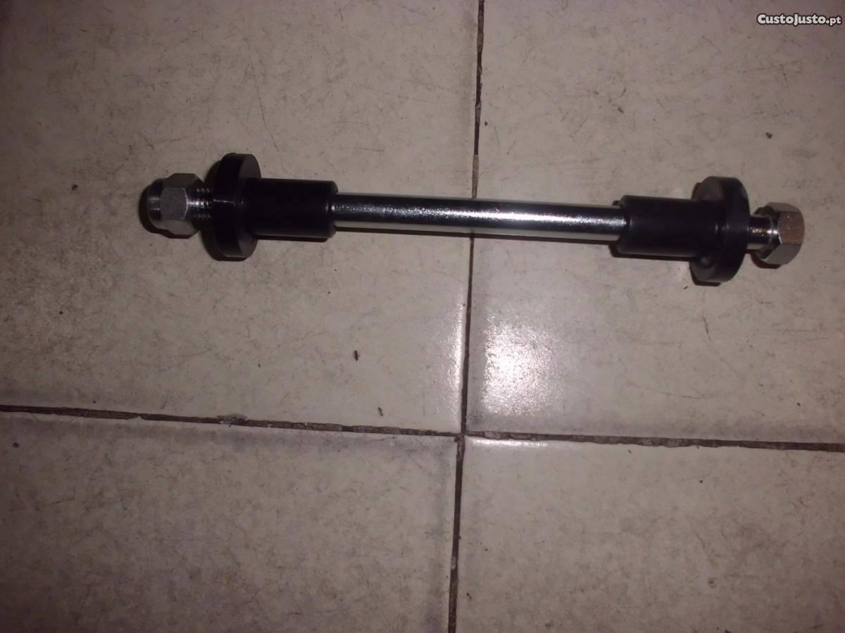 eixo e casquihos de escora famel x.f e outros