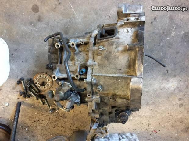 Caixa de 6 Velocidades Nissan Primera 2.2 DDTi