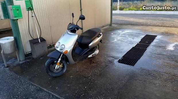 Yamaha NEOS 50 cc