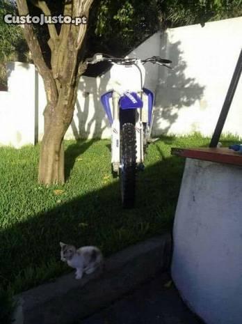 Yz250f 2005 troco por 4x4