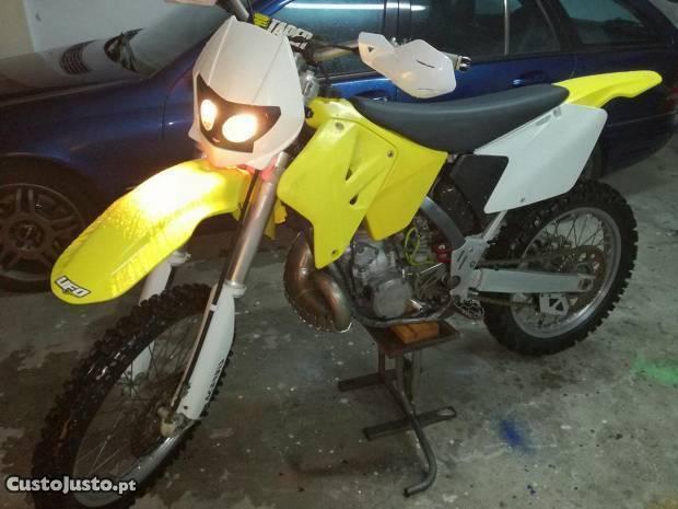 Rm 250 matriculada fins 2005
