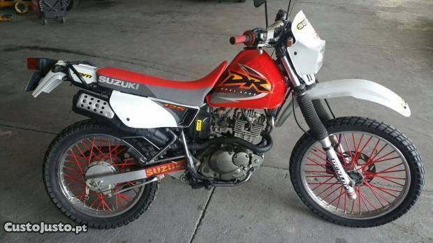 Suzuki DR 125