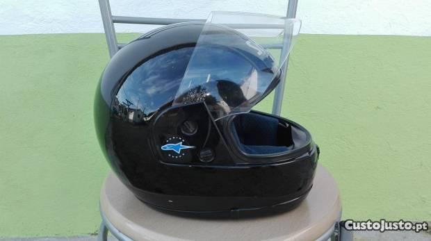 Capacete shoei