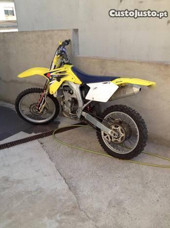 Suzuki Rmz 450 - Matriculada