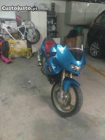 Yamaha szr 660 super single