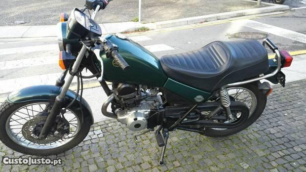 Yamaha SR 125