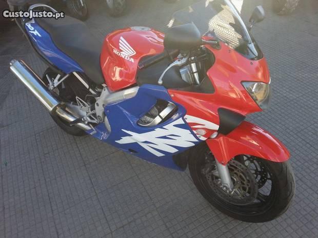 Honda cbr 600 F