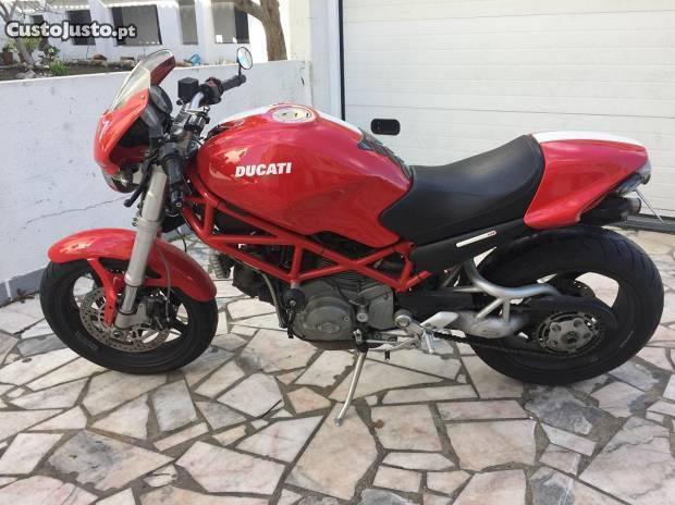 Ducati s2r