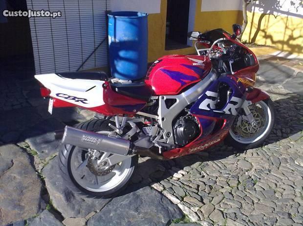 Honda CBR 900 rr