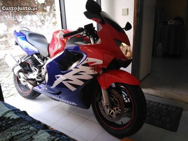 cbr 600 f4