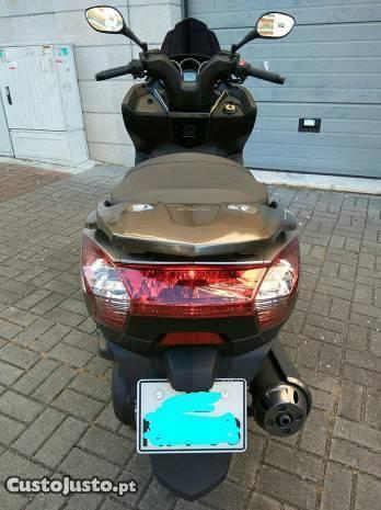 Scooter Kymco Downtown 125i