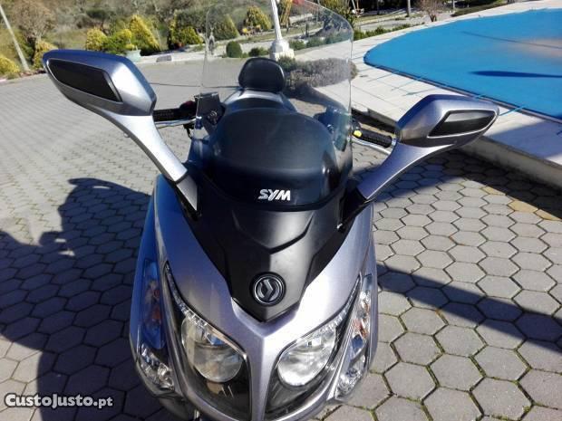 Moto Sym 125 GTS Evo-como nova