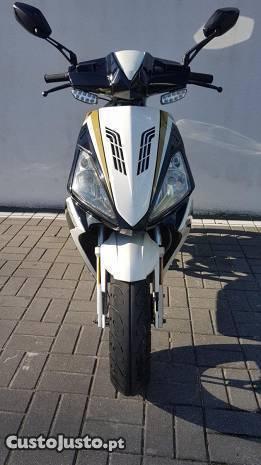 Znen Power 125 RR