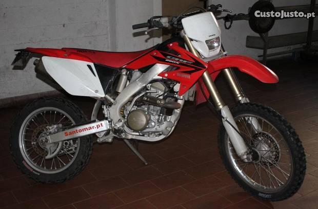 Honda CRF 250 X, 2006, com matrícula