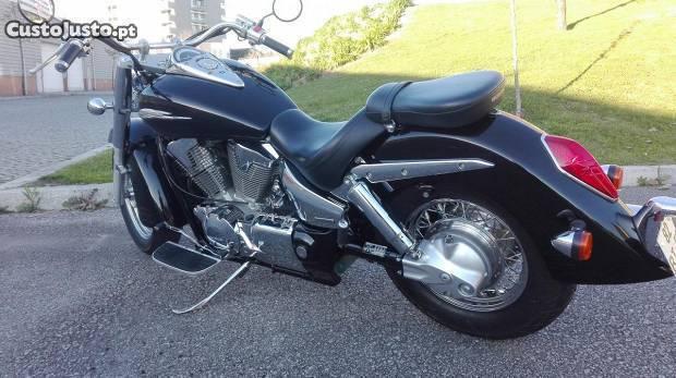 Honda VTX 1300 ( só 5400 km )