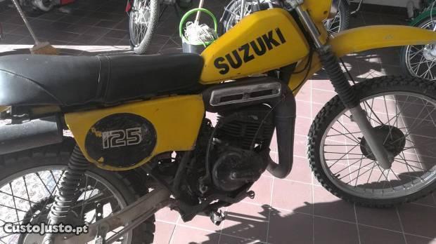 Suzuki 125ts