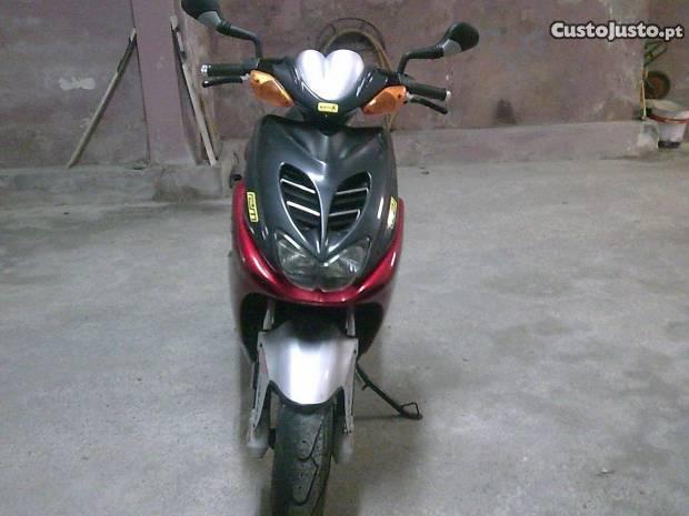 yamaha aerox 50 c.c