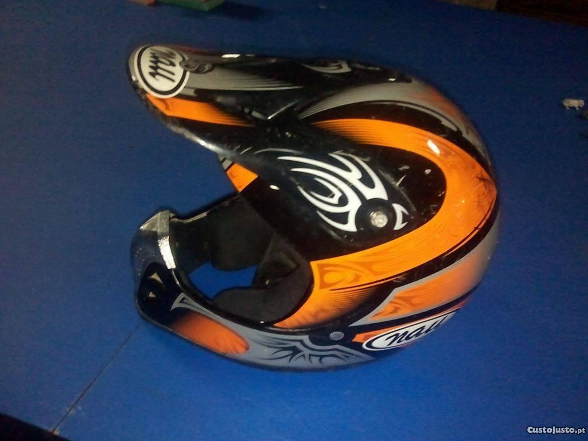 Capacete NAU