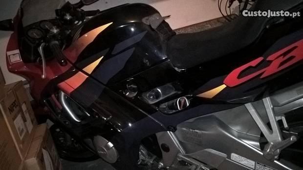 Moto Honda CBR 600 - 94