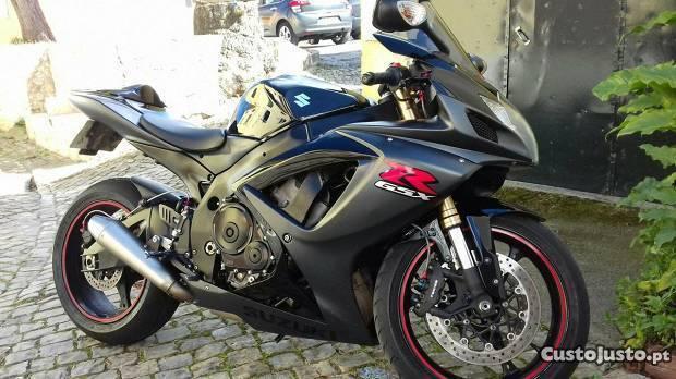 Suzuki GsxR 600 k7