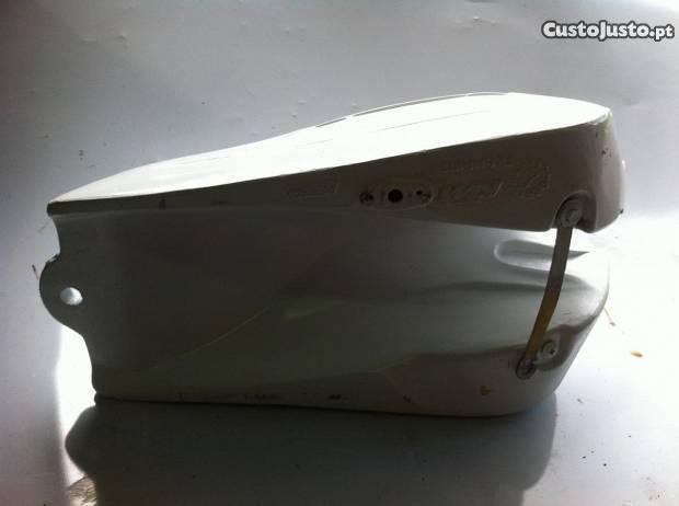deposito ktm 50 vintage semi novo branco plástico
