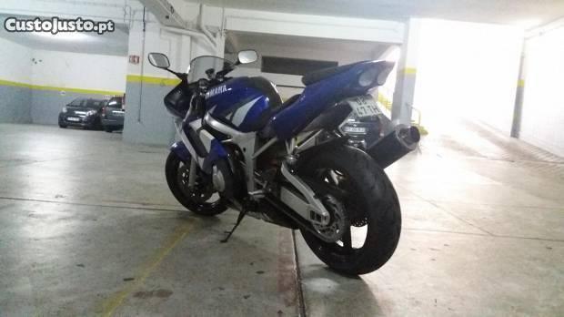 Yamaha r6