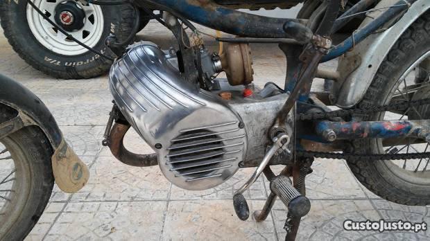 Zundapp antiga deposito xf