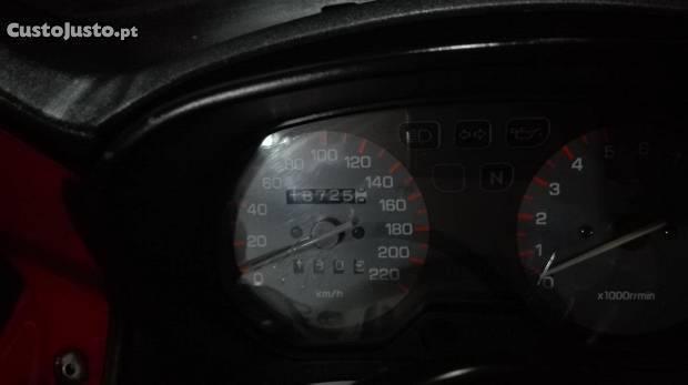 Yamaha XJ 600 S ( só 18500 km )