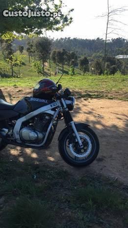 Suzuki GS500 E