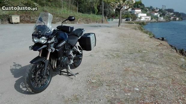 Triumph Tiger Explorer 1200 (Impecável)