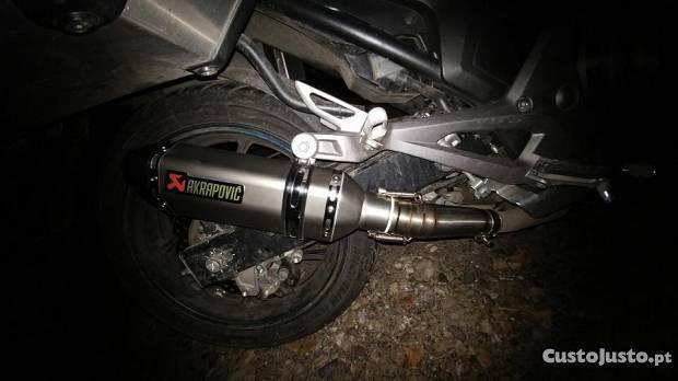 Akrapovic