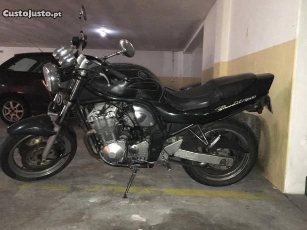 Suzuki Bandit 600