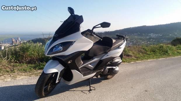 Maxiscooter Kymco xciting 400 Abs