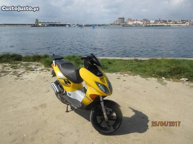 Honda X8R-S Super Sport