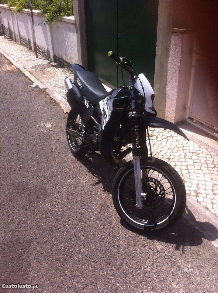 dtr 125 em bom estado geral troco tmb