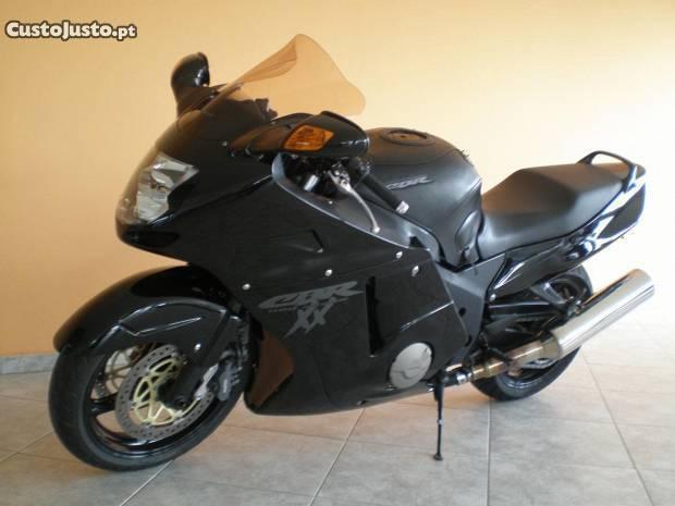 Honda CBR 1100 XX SuperBlackBird