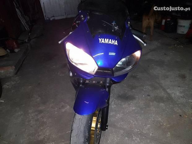 Yamaha r6