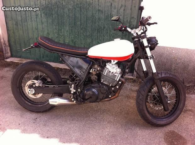 Café Racer / Scrambler xt600