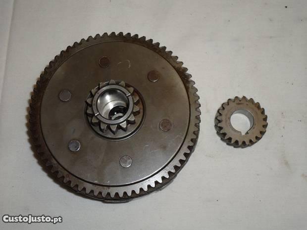 Embraiagem e pinhão de cambota Honda NSR 125